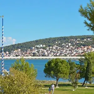 lux-trogir.hotels-in-trogir.com/